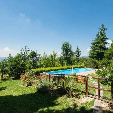 Agriturismo Verdealloggio 度假居