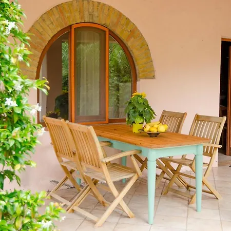Agriturismo Verdealloggio 度假居 *